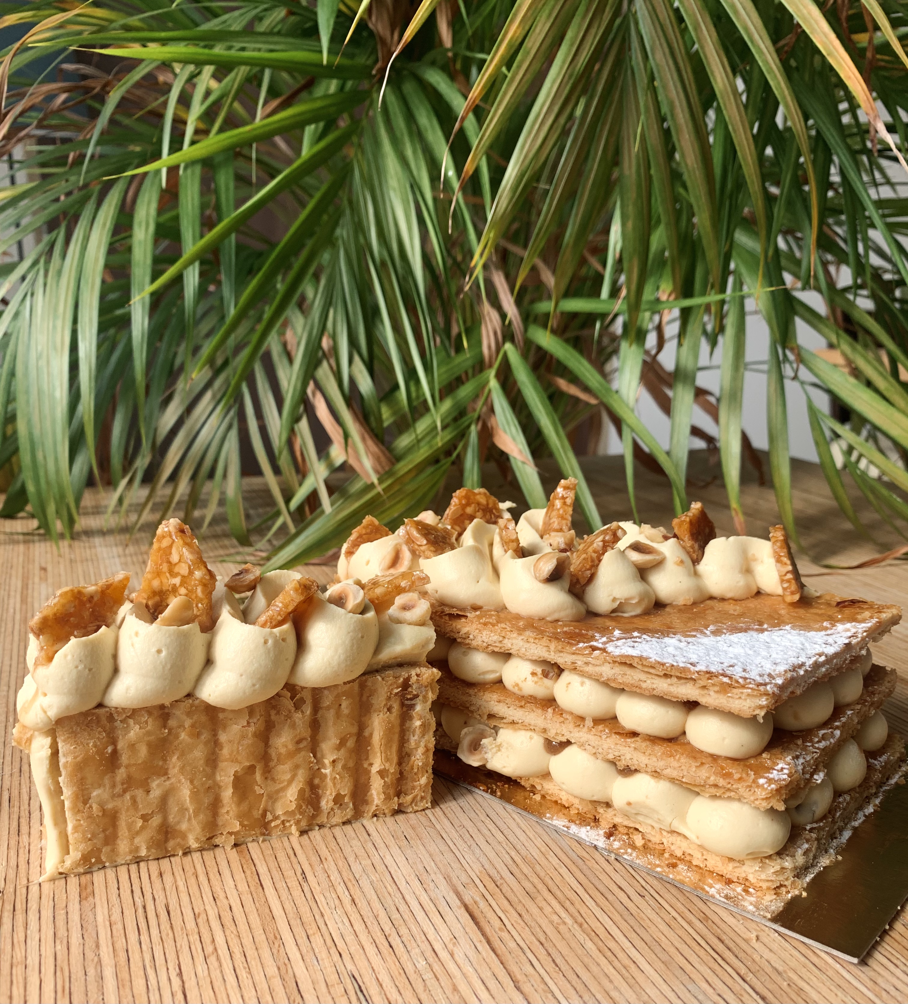 Lire la suite à propos de l’article Le Mille-Feuille Praliné Nougatine éphémère