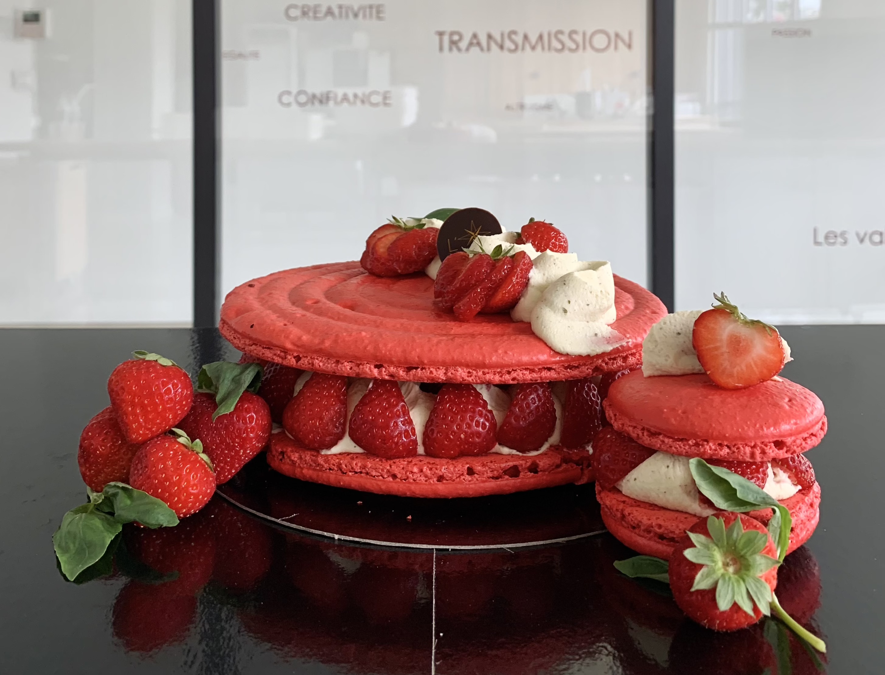 You are currently viewing Fraise-Basilic : Notre Pâtisserie du Weekend