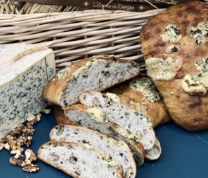 ROQUEFORT-NOIX : Pain du mois de Novembre