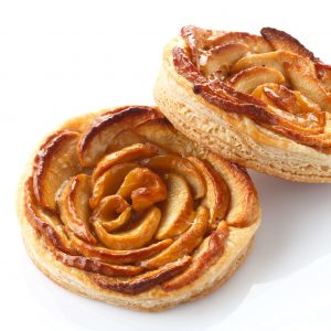 tarte pomme_100 Tartelette aux pommes - Lorem ipsum dolor sit amet, consectetur adipiscing elit. Nulla pretium viverra est, id congue orci suscipit nec. Cras mattis blandit quam, lacinia dignissim ligula molestie vel. Proin in nisl neque. Aliquam sodales orci eu eros egestas porttitor euismod ullamcorper mauris. Nam blandit lectus non sodales luctus. Nulla aliquam feugiat dui quis efficitur. Morbi vel hendrerit eros, at varius turpis. Vestibulum ante ipsum primis in faucibus orci luctus et ultrices posuere cubilia Curae; Donec ut consequat velit, a blandit purus. Praesent sit amet fermentum nisl. Quisque vitae rhoncus augue. Proin sed erat sit amet est dignissim tempor. Nulla nec enim et magna laoreet luctus